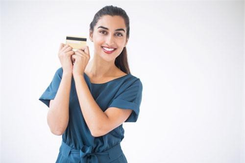 Trời sinh tướng phúc hậu, 3 con giáp nữ phú quý từ trứng nước, cứ cười tươi là tiền về túi