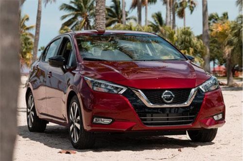 Nissan ra mắt xe sedan mới, giá chỉ từ 338 triệu đồng