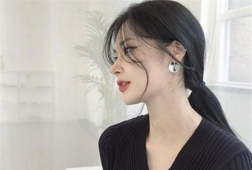 4 dấu hiệu đầu tiên cho thấy làn da của bạn đang lão hóa nhanh hơn so với tuổi thật