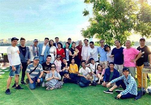 Vì sao NSƯT Trung Anh chưa thoã mãn với cái kết của “Về nhà đi con”?