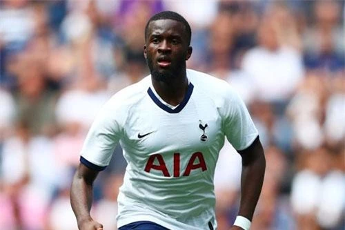 Tiền vệ trung tâm: Tanguy Ndombele (Tottenham).