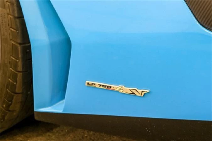 Sieu xe Lamborghini Aventador SV hon 30 ty tren pho Sai Gon-Hinh-4