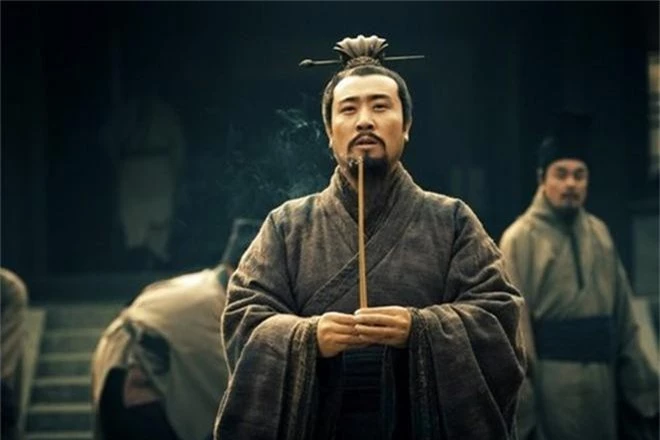 TV Show - Tam quốc diễn nghĩa: Đáp lại câu nói nổi tiếng của Tào Tháo, Lưu Bị cũng đưa ra quan điểm khiến hậu thế tâm phục (Hình 2).