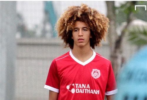 MU chính thức chiêu mộ thần đồng từng sang Việt Nam tập luyện