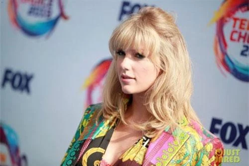 Taylor Swift tại lễ trao giải Teen Choice Awards 2019. (Ảnh: Just Jared)