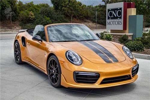Porsche 911 Turbo S Cabriolet hiếm hoi rao bán 7,44 tỷ đồng