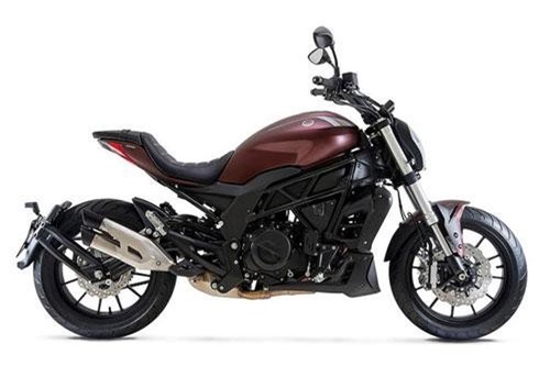 Benelli 502C - "bản sao" Ducati Diavel chỉ 166 triệu tại Việt Nam