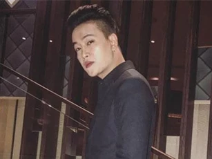 Dậy sóng chia sẻ giữa đêm khuya của TiTi HKT: "Thanh xuân tôi là lọc lừa, lợi dụng, bóc lột sức lao động"