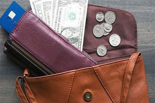 7 lỗi “sai quá sai” khiến tiền ra như xả lũ, 3 đời sau vẫn nghèo