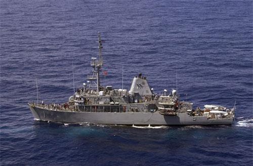 Tàu phá lôi Avenger là "át chủ bài" của Mỹ khi đối đầu Iran?