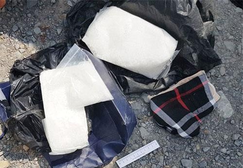 Long An: Triệt phá bắt giữ gần 100kg ma túy