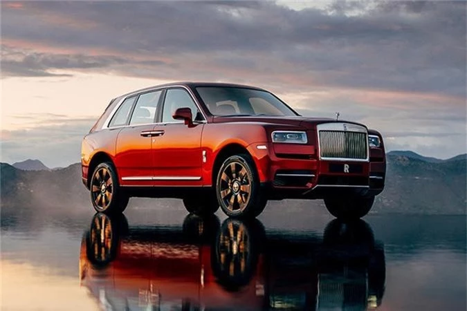 SUV đắt nhất thế giới hiện nay là mẫu Rolls-Royce Cullinan với giá 325.000 USD.