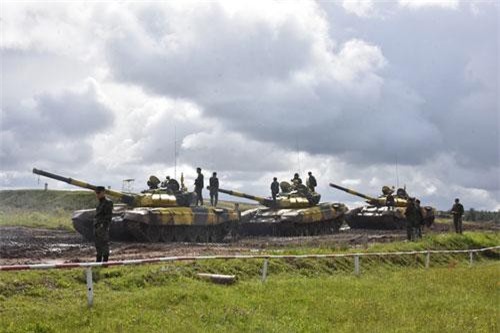 Soi dàn vũ khí “khủng” Việt Nam được dùng thử ở Nga - Trung