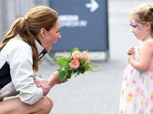 Có gì trong cách dạy con của Kate Middleton khiến Nữ diễn viên nổi tiếng người Mỹ từng đoạt giải Oscars phải học theo?