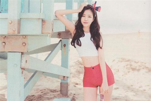 Những vòng eo gây thương nhớ của idol Hàn Quốc khiến nhiều fan mê mẩn