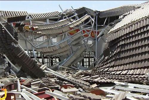 Xác định nguyên nhân sập hội trường ở Hậu Giang