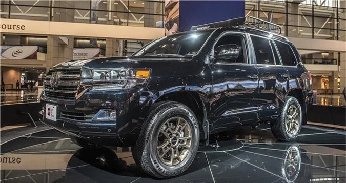 2020-toyota-land-cruiser-heritage-edition-1-2.jpg