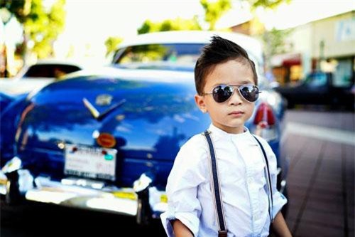 Con trai Ngô Kiến Huy được Thanh Thảo nhận nuôi suốt 8 năm giờ đã lớn bảnh bao, biết làm đủ việc nhà và chăm 3 em gái