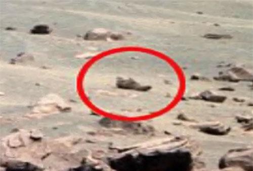 Tìm thấy giày của người ngoài hành tinh trên sao Hỏa