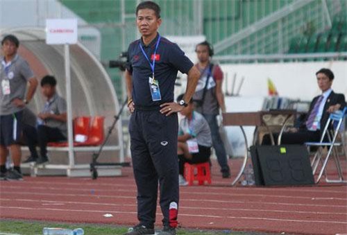 HLV Hoàng Anh Tuấn phát biểu 'sốc' sau thất bại khó tin trước U18 Campuchia