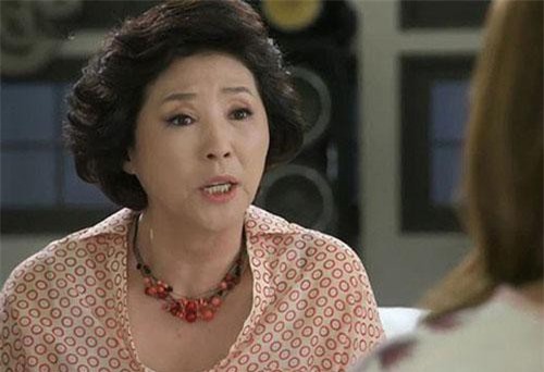 Bị mẹ chồng mắng bòn rút cho nhà ngoại vì gói đồ ăn, nàng dâu âm thầm làm điều này mỗi bữa cơm