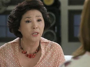 Bị mẹ chồng mắng bòn rút cho nhà ngoại vì gói đồ ăn, nàng dâu âm thầm làm điều này mỗi bữa cơm