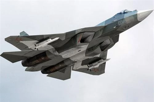 Tiêm kích Su-57 thế hệ 5 sẽ lần đầu được trưng bày trước công chúng trong tháng 9. Ảnh: Thaimilitaryandasianregion.blogspot.com.