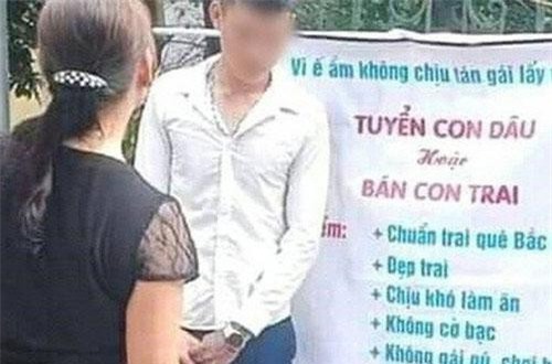 Thanh niên ế lâu năm được mẹ đăng hẳn poster "rao bán" với những tiêu chí hấp dẫn mọi cô gái, đặc biệt nhất là phần nhược điểm