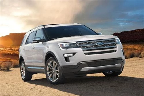 10. Ford Explorer (doanh số: 65 chiếc).