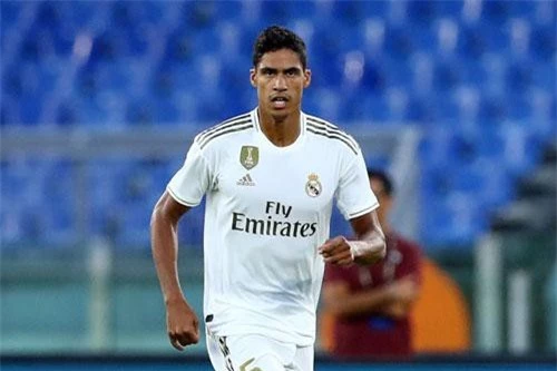 Trung vệ: Raphael Varane.