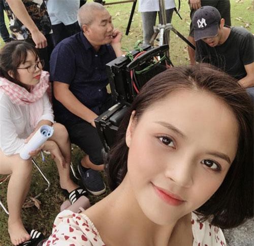 “Về nhà đi con”: Đạo diễn phủ nhận chuyện sản xuất ngoại truyện để “hốt” quảng cáo