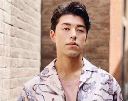 Hot: Nam chính siêu đẹp trai trong "Yêu Nhầm Bạn Thân" Nine Naphat chuẩn bị tới Việt Nam