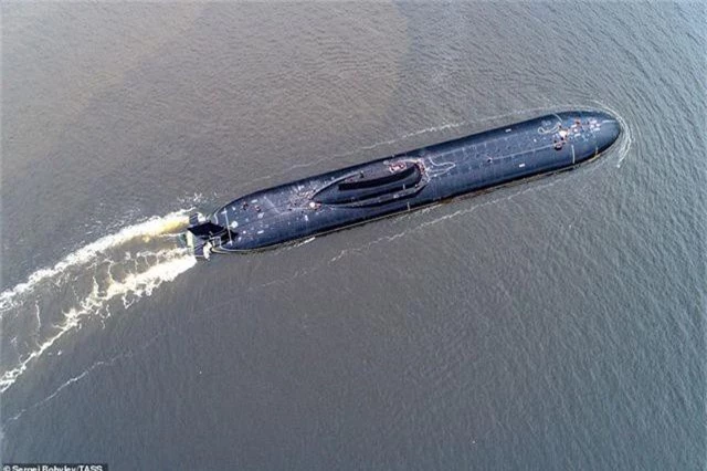 Cuộc sống nhà binh bên trong tàu ngầm lớn nhất thế giới của Nga - 6