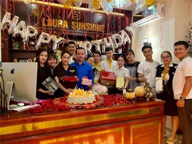Hậu đăng đàn Thanh xuân bị lợi dụng, bóc lột, TITI HKT xuất hiện rạng rỡ mừng sinh nhật Nhật Kim Anh - Ảnh 2.