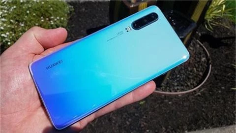 Huawei P30 với camera 40MP, cấu hình "khủng" giảm giá xuống chỉ còn một nửa