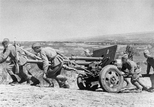 Chuyện các tội phạm trở thành anh hùng Liên Xô trong Thế chiến 2