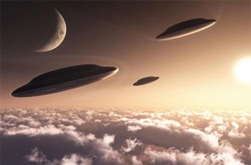 Giật mình bằng chứng khó cãi về UFO trên bầu trời nước Mỹ
