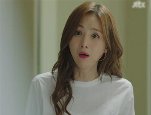 Nhìn cảnh tượng kinh hoàng trong phòng cưới, tôi dứt khoát hủy hôn dù ngày vui đã cận kề