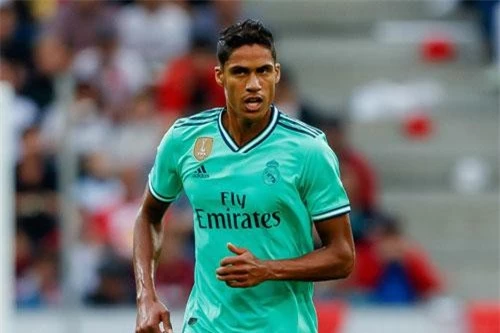 Trung vệ: Raphael Varane (Real Madrid).