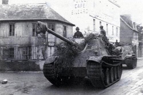 Đáng gờm pháo tự hành chống tăng "thợ săn báo" của phát xít Đức