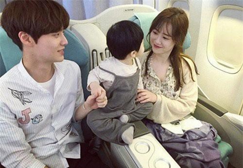 Nguyên nhân Goo Hye Sun - Ahn Jae Hyun ly hôn giống như cặp đôi Song - Song: Đều liên quan tới chuyện sinh con?
