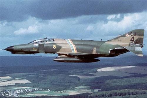 Hồ sơ Interpol: Những cuộc khủng hoảng tồi tệ nhất lịch sử NATO