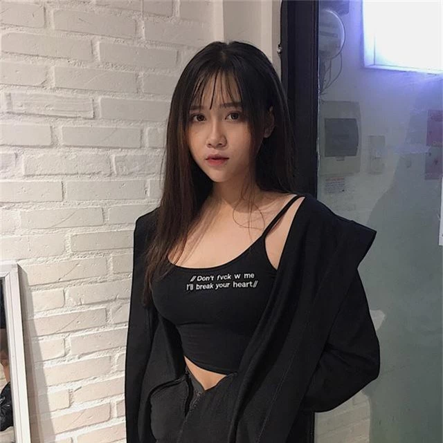 Xuất hiện cô nàng hot girl 2k1 xinh như búp bê, nhưng vòng một mới là điểm tạo nên sự chú ý - Ảnh 3.