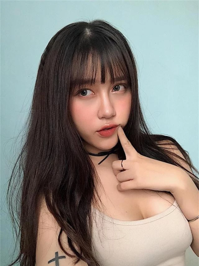 Xuất hiện cô nàng hot girl 2k1 xinh như búp bê, nhưng vòng một mới là điểm tạo nên sự chú ý - Ảnh 37.