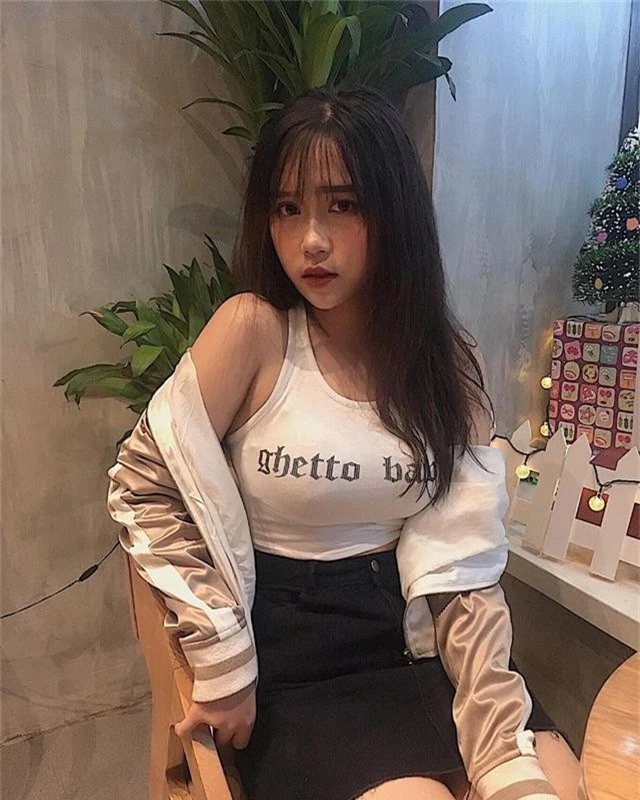 Xuất hiện cô nàng hot girl 2k1 xinh như búp bê, nhưng vòng một mới là điểm tạo nên sự chú ý - Ảnh 4.