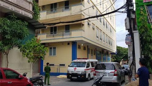 Nghệ An: Thầy giáo nước ngoài rơi từ tầng 4 trung tâm Anh ngữ xuống đất tử vong