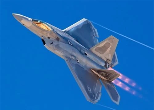 Tiêm kích tàng hình thế hệ 5 F-22 Raptor của Mỹ. Ảnh: Không quân Mỹ.
