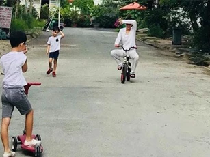 Hồ Ngọc Hà gây sốc khi tiết lộ niềm đam mê của người yêu và con trai