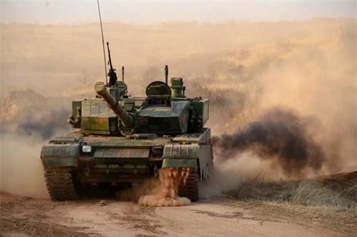 Xe tăng chủ chiến tối tân nhất Trung Quốc có vũ khí mới cực kỳ nguy hiểm