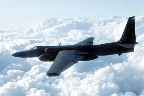Đầu tháng 8/1955, quân đội Mỹ đã lần đầu tiên bay thử máy bay do thám U-2 tại căn cứ quân sự Nevada của quốc gia này. Nguồn ảnh: BI.